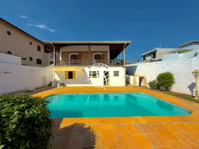 Casa com 3 Quartos à venda, 350m² no Loteamento Loanda, Atibaia