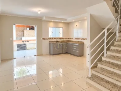Casa com 2 Quartos à venda, 125m² no Lagoa, Macaé