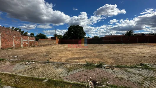 Lote/Terreno à venda, 720m² no Abolição, Mossoró