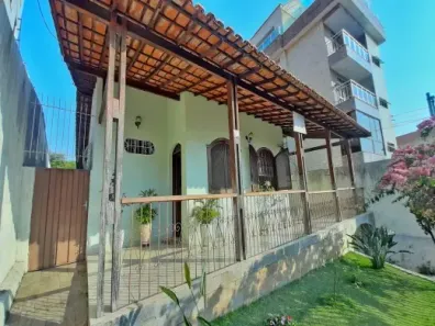 Casa com 3 Quartos à venda, 412m² no Cidade Nova, Belo Horizonte