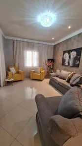 Casa com 3 Quartos para venda ou aluguel, 280m² no Centro-Sul, Cuiabá