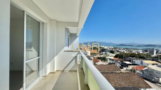 Apartamento com 2 Quartos à venda, 76m² no Capoeiras, Florianópolis