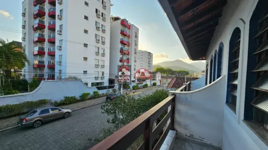 Ponto Comercial com 10 Quartos à venda, 531m² no Vila Atlântica, Caraguatatuba
