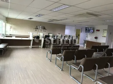 Sala Comercial para alugar, 680m² no Cidade Dutra, São Paulo
