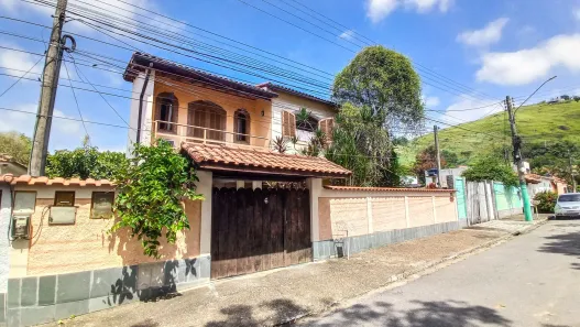 Casa com 6 Quartos à venda, 196m² no Centro, Itatiaia