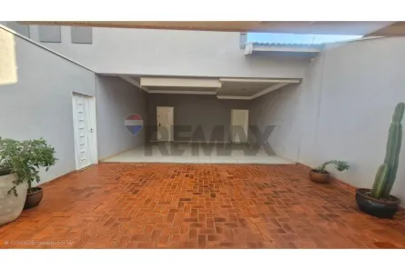 Casa com 3 Quartos para alugar, 276m² no Jardim Santa Ângela, Ribeirão Preto