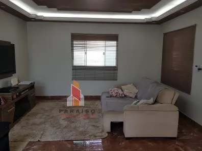 Casa com 2 Quartos à venda, 156m² no Nossa Senhora Aparecida, Uberlândia