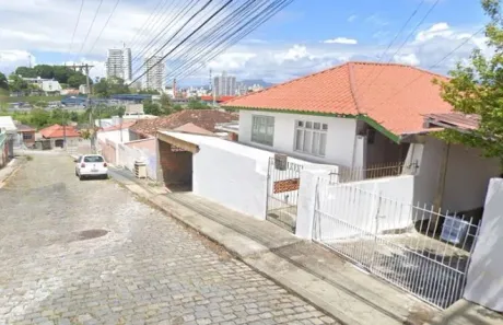 Lote/Terreno à venda, 270m² no Estreito, Florianópolis