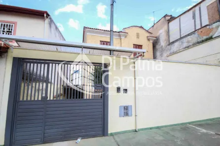 Casa com 3 Quartos para alugar, 248m² no Vila Monumento, São Paulo
