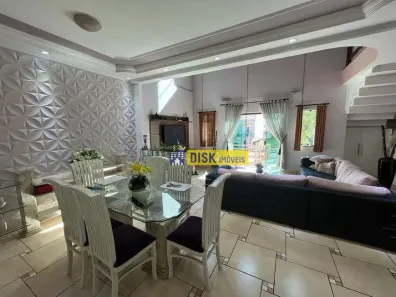 Sobrado com 3 Quartos à venda, 289m² no Demarchi, São Bernardo do Campo