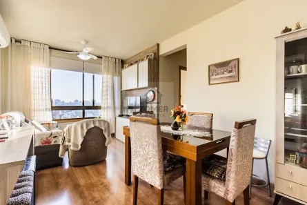 Apartamento com 2 Quartos à venda, 60m² no Vila Jardim, Porto Alegre