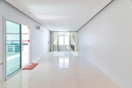 Casa com 3 Quartos à venda, 400m² no Jardim Rizzo, São Paulo
