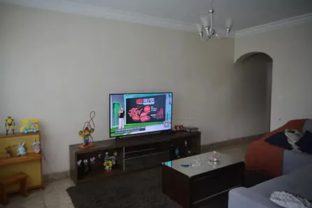 Sobrado com 3 Quartos à venda, 280m² no Vila Sacadura Cabral, Santo André