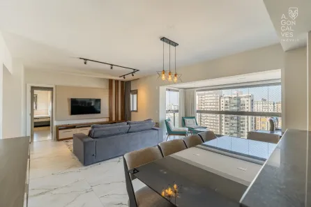 Apartamento com 3 Quartos para alugar, 133m² no Água Verde, Curitiba