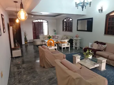 Casa com 5 Quartos à venda, 450m² no Cocó, Fortaleza