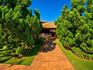Fazenda/Sítio com 3 Quartos à venda, 5100m² no Jockey Park, Uberaba
