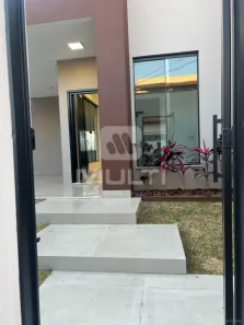 Casa com 3 Quartos à venda, 143m² no Planalto, Uberlândia