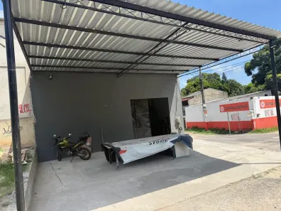 Galpão/Depósito/Armazém à venda, 250m² no Sepetiba, Rio de Janeiro