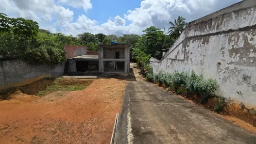 Lote/Terreno à venda, 200m² no Recreio Ipitanga, Lauro de Freitas
