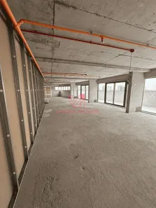 Sala Comercial para alugar, 340m² no Enseada do Suá, Vitória