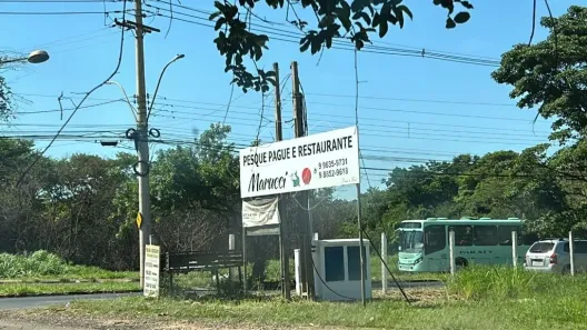 Fazenda/Sítio com 4 Quartos à venda, 147m² no Vila Sedenho, Araraquara