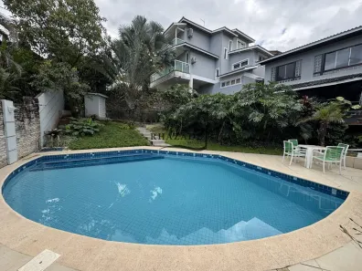 Casa de Condomínio com 4 Quartos à venda, 416m² no Sapê, Niterói