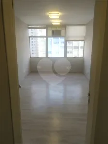 Sala Comercial à venda, 32m² no Santa Cecília, São Paulo