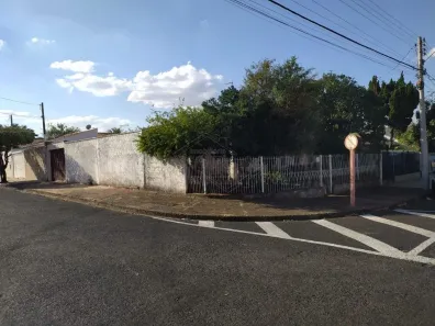 Casa com 3 Quartos à venda, 159m² no Jardim Europa (Vila Xavier), Araraquara