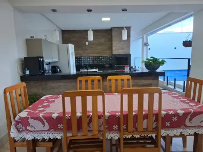 Casa com 4 Quartos à venda, 178m² no Vila Jayara, Anápolis