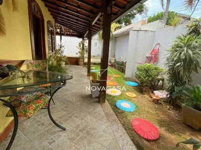 Casa com 4 Quartos à venda, 230m² no Itapoã, Belo Horizonte