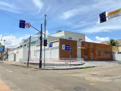 Ponto Comercial para alugar, 352m² no Parreão, Fortaleza