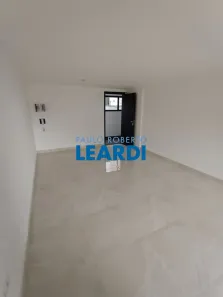 Ponto Comercial para alugar, 32m² no Parque Jaçatuba, Santo André