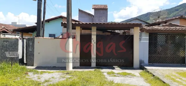 Sobrado com 4 Quartos à venda, 215m² no Jardim das Gaivotas, Caraguatatuba