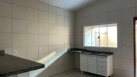 Casa com 3 Quartos para alugar, 110m² no Vila Itatiaia, Goiânia