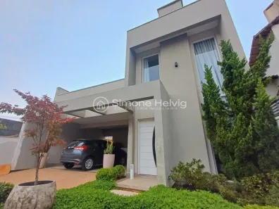 Sobrado com 4 Quartos à venda, 296m² no Centro, Guaíba
