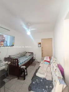 Kitnet à venda, 33m² no Centro, São Vicente