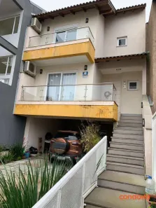 Casa de Condomínio com 3 Quartos para alugar, 178m² no Hípica, Porto Alegre