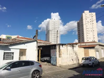 Imóvel Comercial à venda, 720m² no Centro, Jacareí