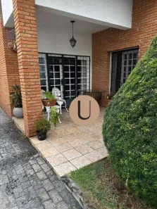 Sobrado com 4 Quartos para venda ou aluguel, 340m² no Cidade Monções, São Paulo