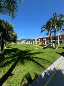 Casa de Condomínio com 2 Quartos à venda, 90m² no Vila Atlântica, Caraguatatuba