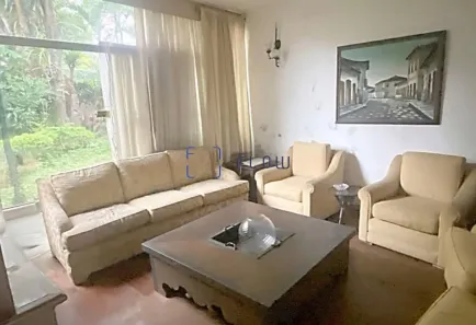 Casa com 5 Quartos à venda, 300m² no Santo Amaro, São Paulo