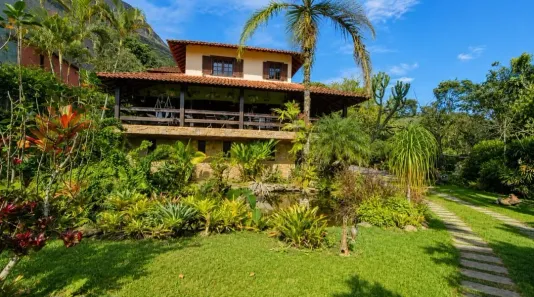Casa de Condomínio com 4 Quartos à venda, 390m² no Samambaia, Petrópolis