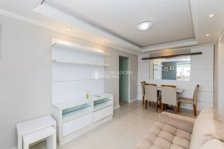 Apartamento com 2 Quartos para alugar, 74m² no Jardim Botânico, Porto Alegre