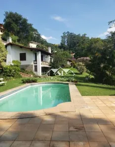 Casa com 5 Quartos à venda, 585m² no Nogueira, Petrópolis