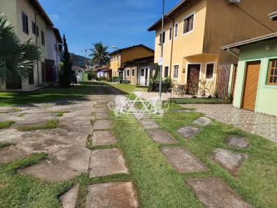 Sobrado com 2 Quartos à venda, 64m² no Martim de Sá, Caraguatatuba
