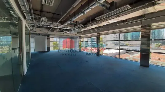 Sala Comercial para alugar, 400m² no Vila Olímpia, São Paulo