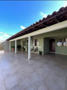 Casa com 6 Quartos à venda, 230m² no Antares, Londrina