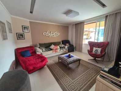Casa com 4 Quartos à venda, 288m² no Piratininga, Niterói