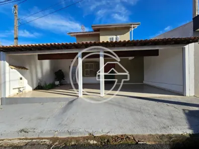 Casa com 4 Quartos à venda, 200m² no Centro, Marília