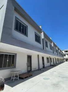 Casa com 2 Quartos para alugar, 110m² no Realengo, Rio de Janeiro